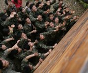 ������˾������չӭ����ѵ�߳�����ͼ��